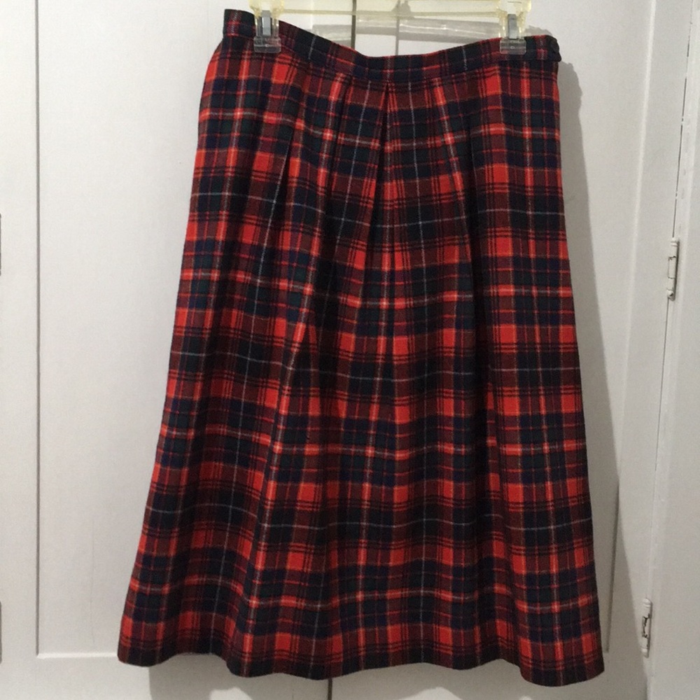 Pendleton Macinnes Tartan 100% Wool Red Plaid 12